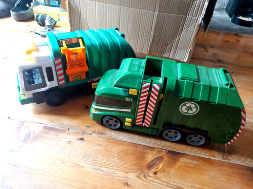 Large toy recycling bin lorry - recycling,