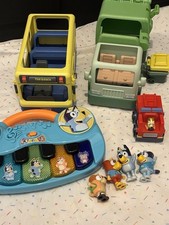 Bluey Toy Bundle Bin Lorry